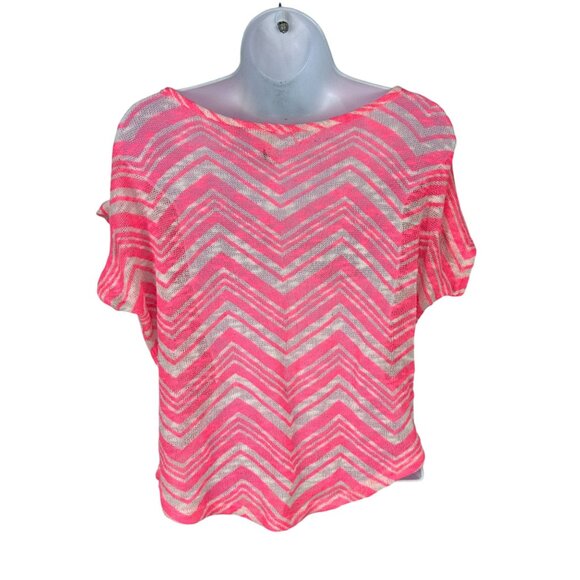Discreet Womens Chevron Pink & White Short Sleeve Lightweight Top Size Small - Picture 2 of 4